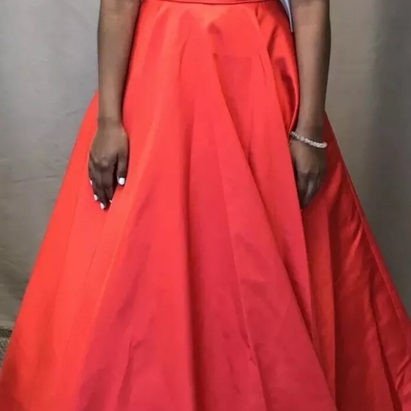 Prom Dress - Picture 5 of 5